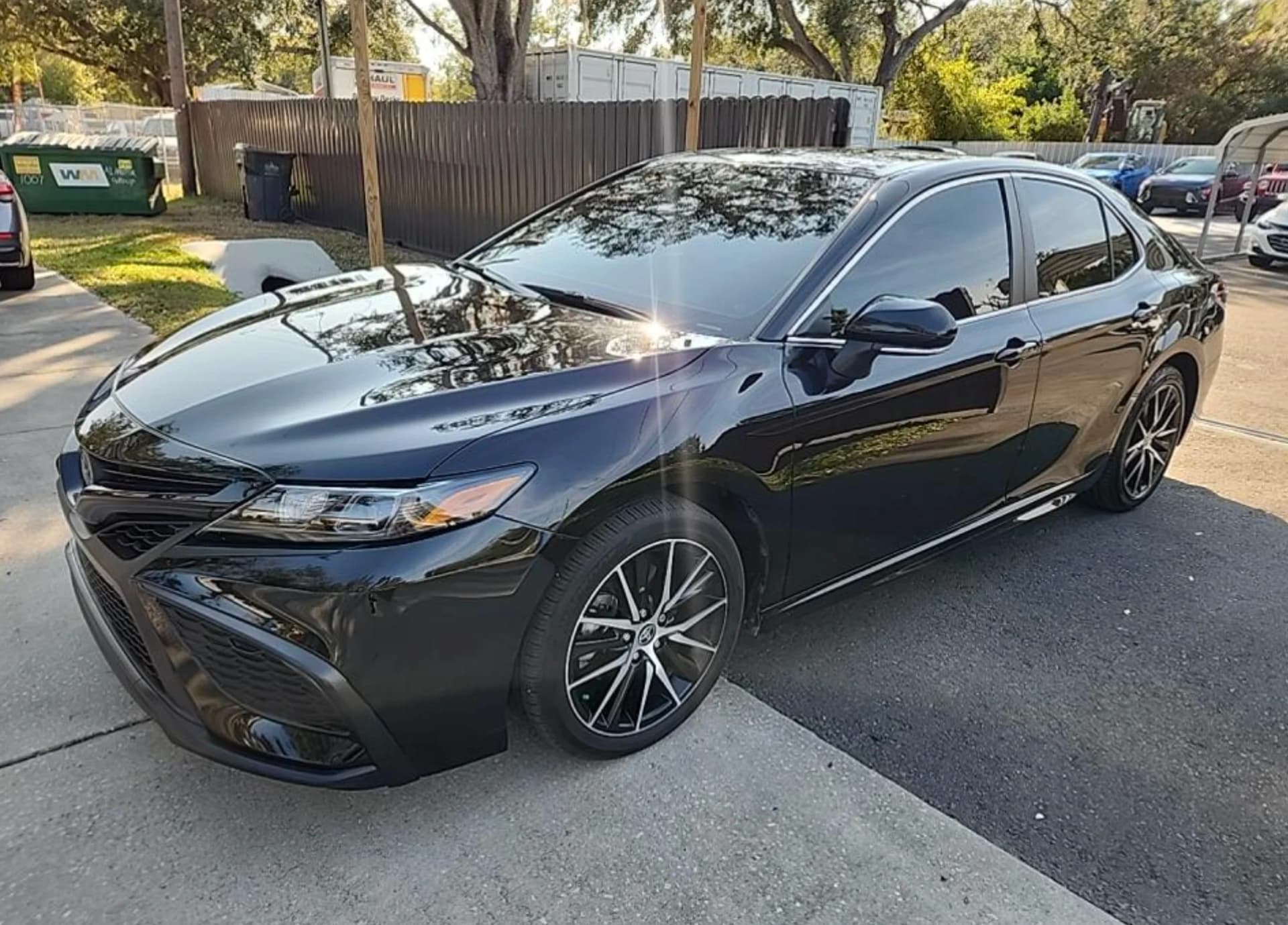 Toyota Camry SE