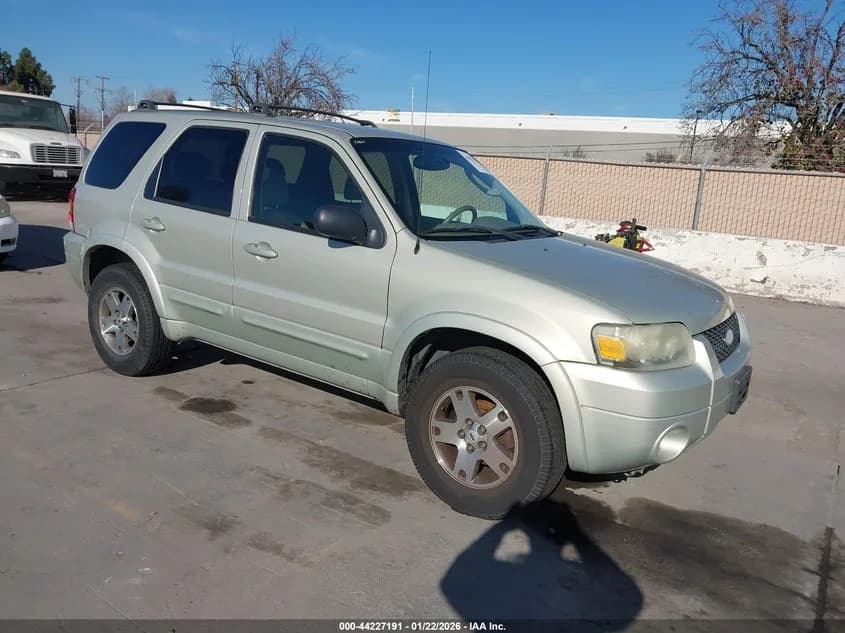 Ford Escape Xlt — фото 1