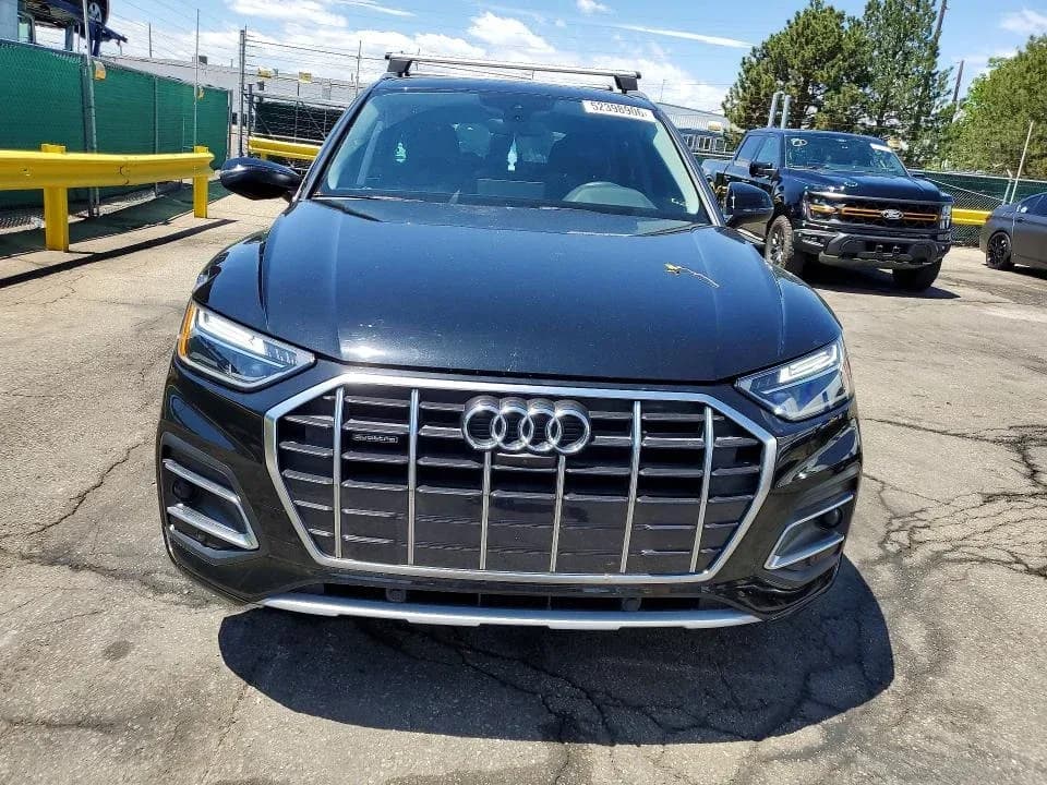 AUDI Q5 Premium Plus