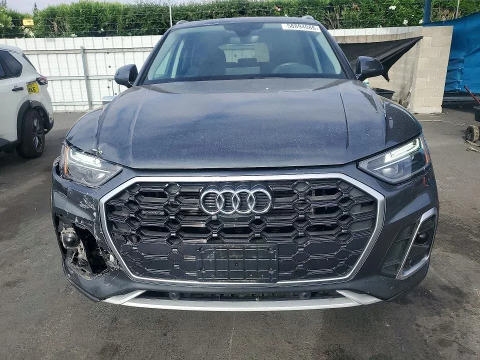 AUDI Q5 E Premium Plus