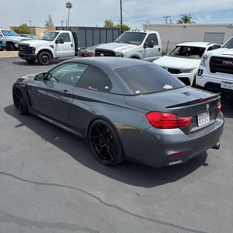 BMW M4 Base