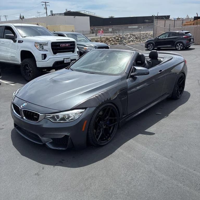 BMW M4 Base