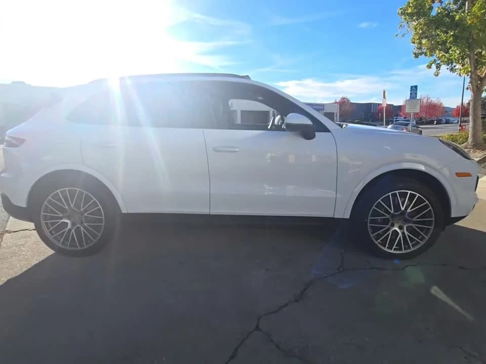 PORSCHE CAYENNE PLATINUM