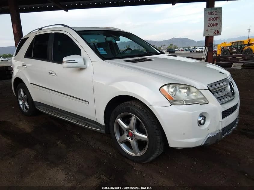 RAM 1500 Laramie 4X4 5'7 Box