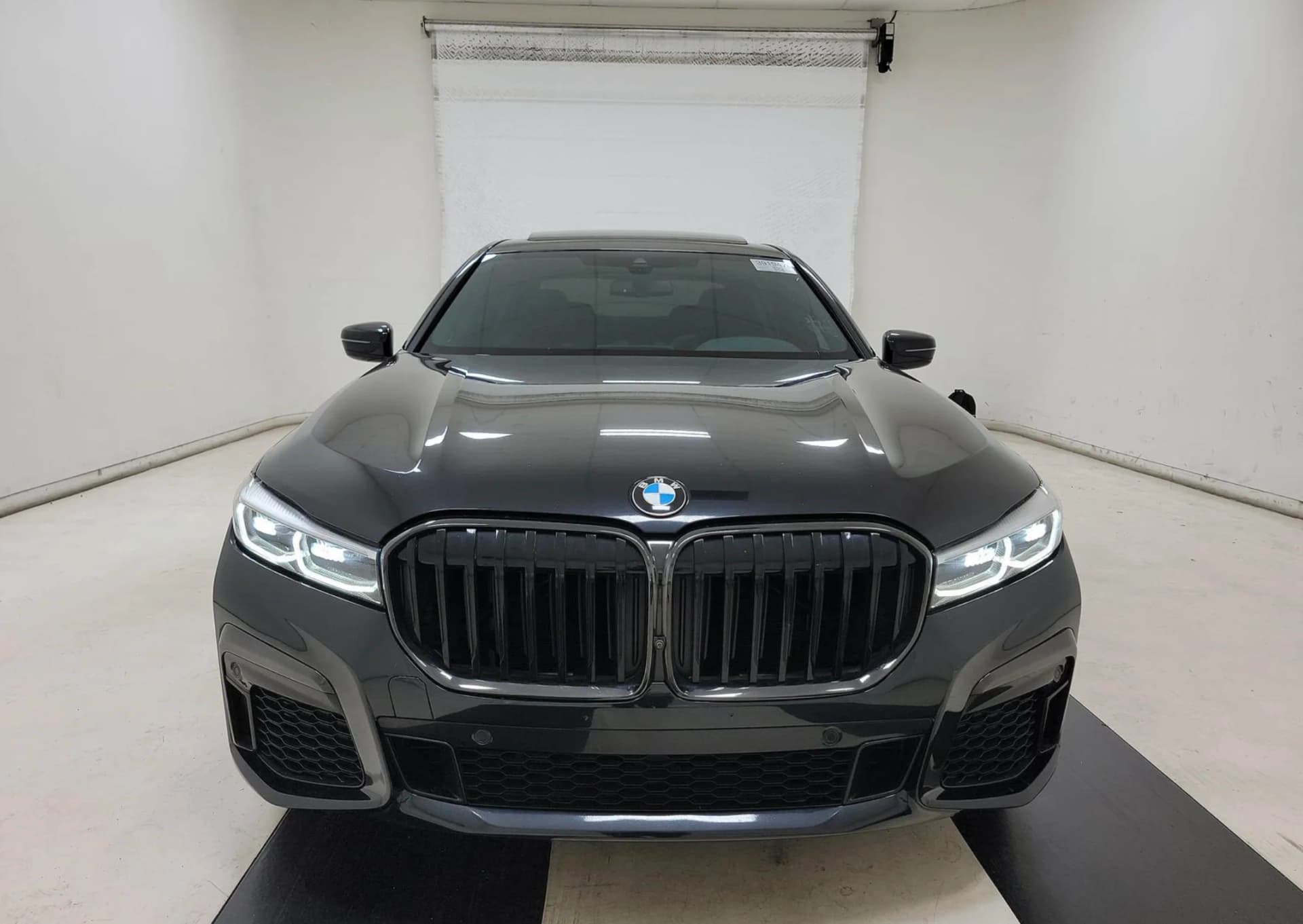 BMW 7  740I MSPORT