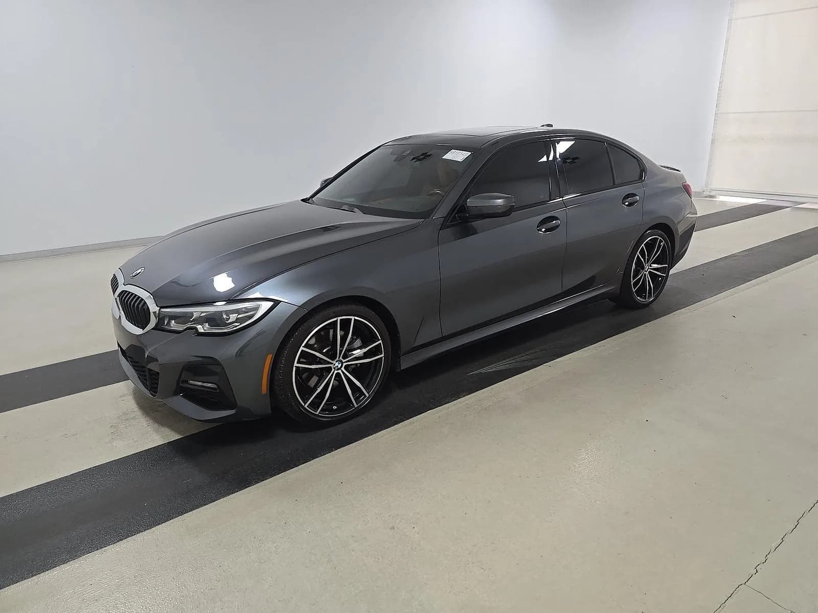 BMW 3 Series 330i