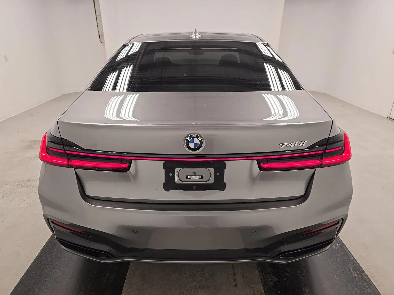BMW 7 Series 740i