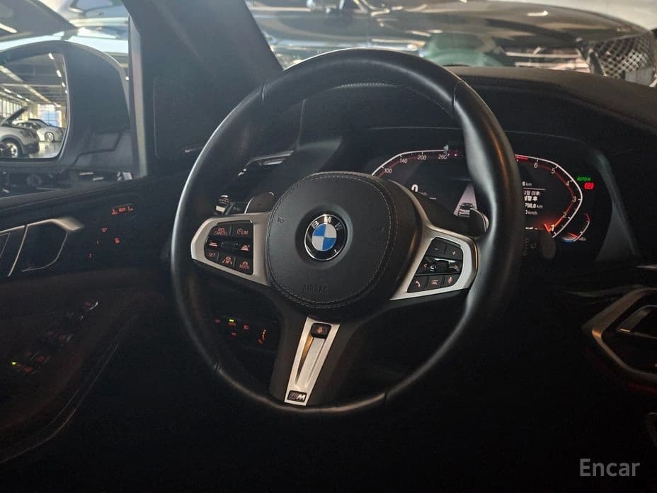 BMW X7 (G07) xDrive 40i M