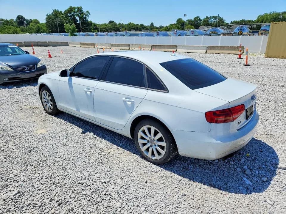 AUDI A4 Premium