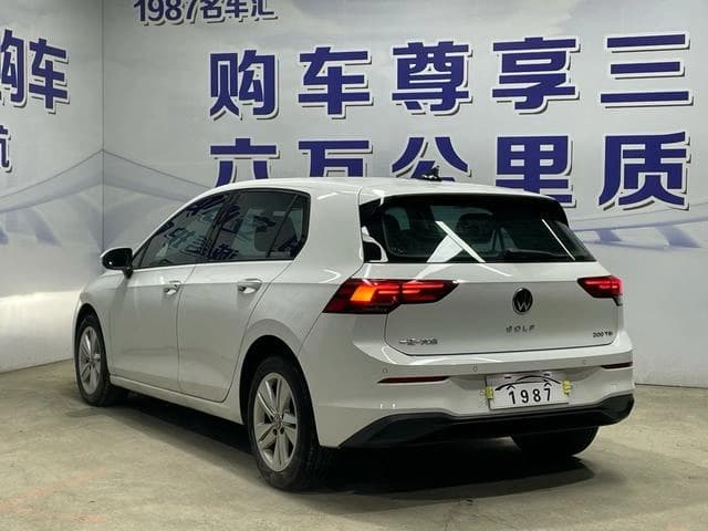 Volkswagen Golf 200TSI DSG Pro