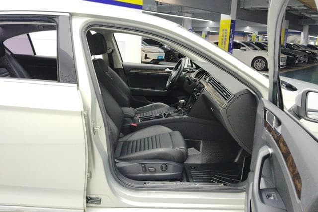 Volkswagen Magotan 2018 330TSI