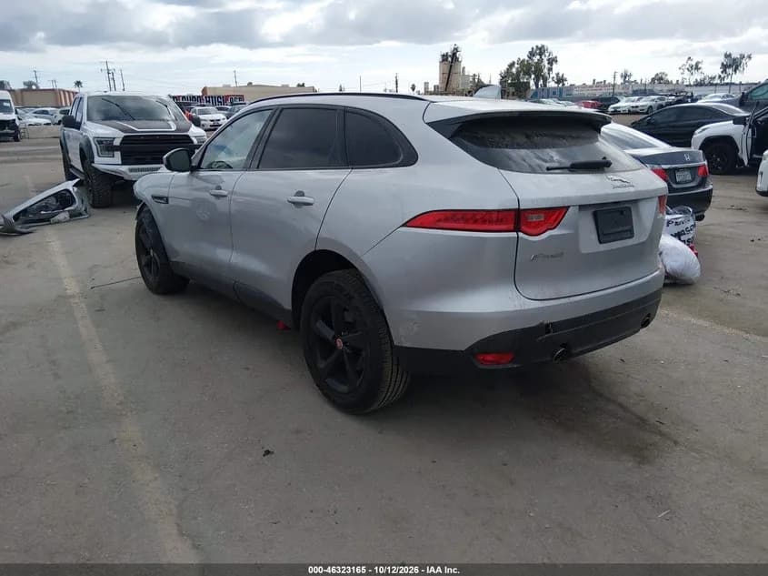 Jaguar F-Pace 25T Premium