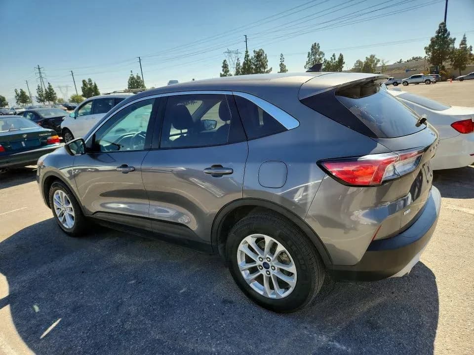 FORD ESCAPE Hybrid Se
