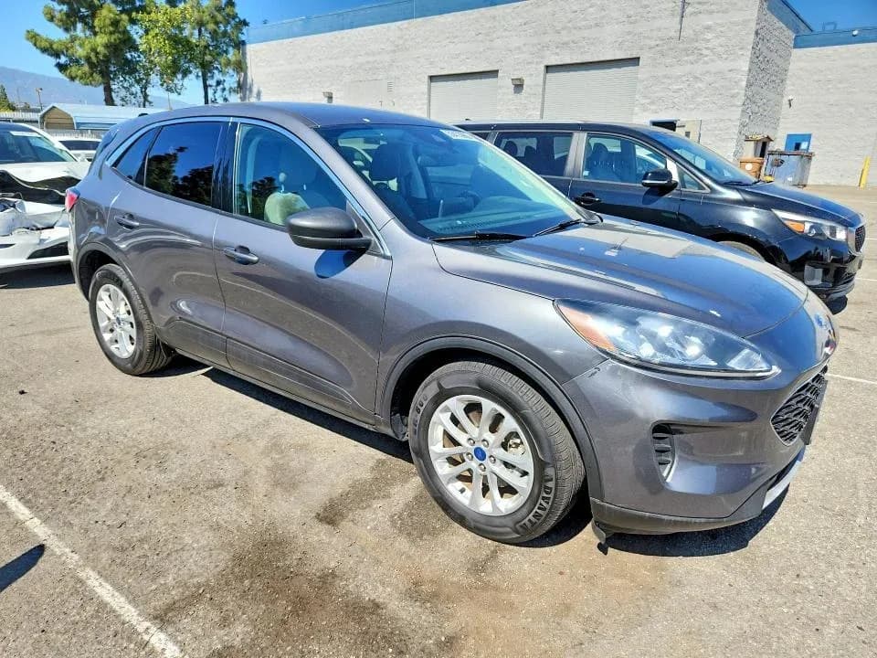 FORD ESCAPE Hybrid Se