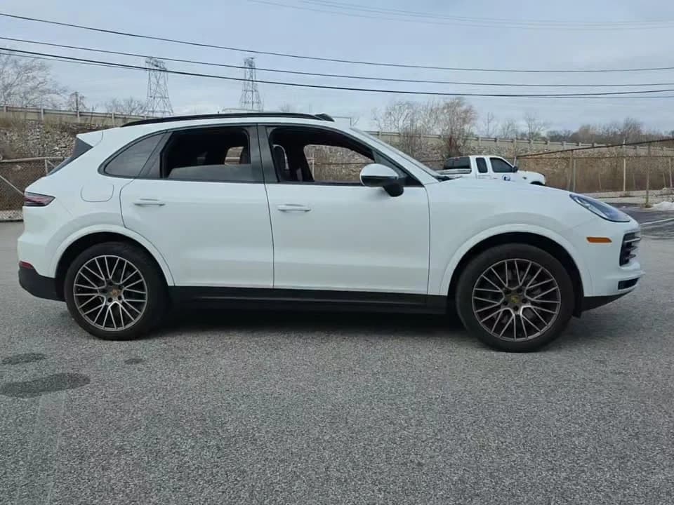 Porsche Cayenne Platinum Edition