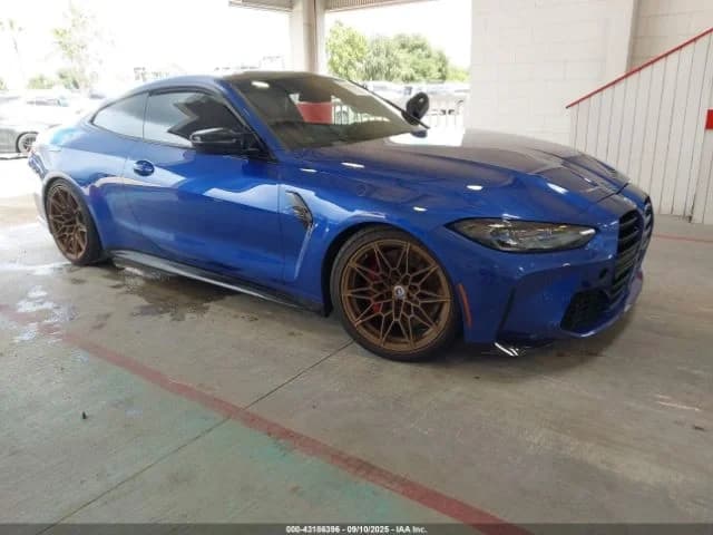 BMW M4 COMPETITION