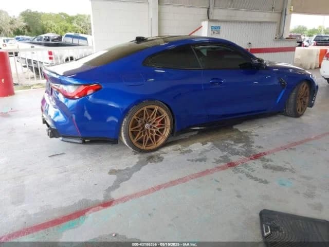 BMW M4 COMPETITION