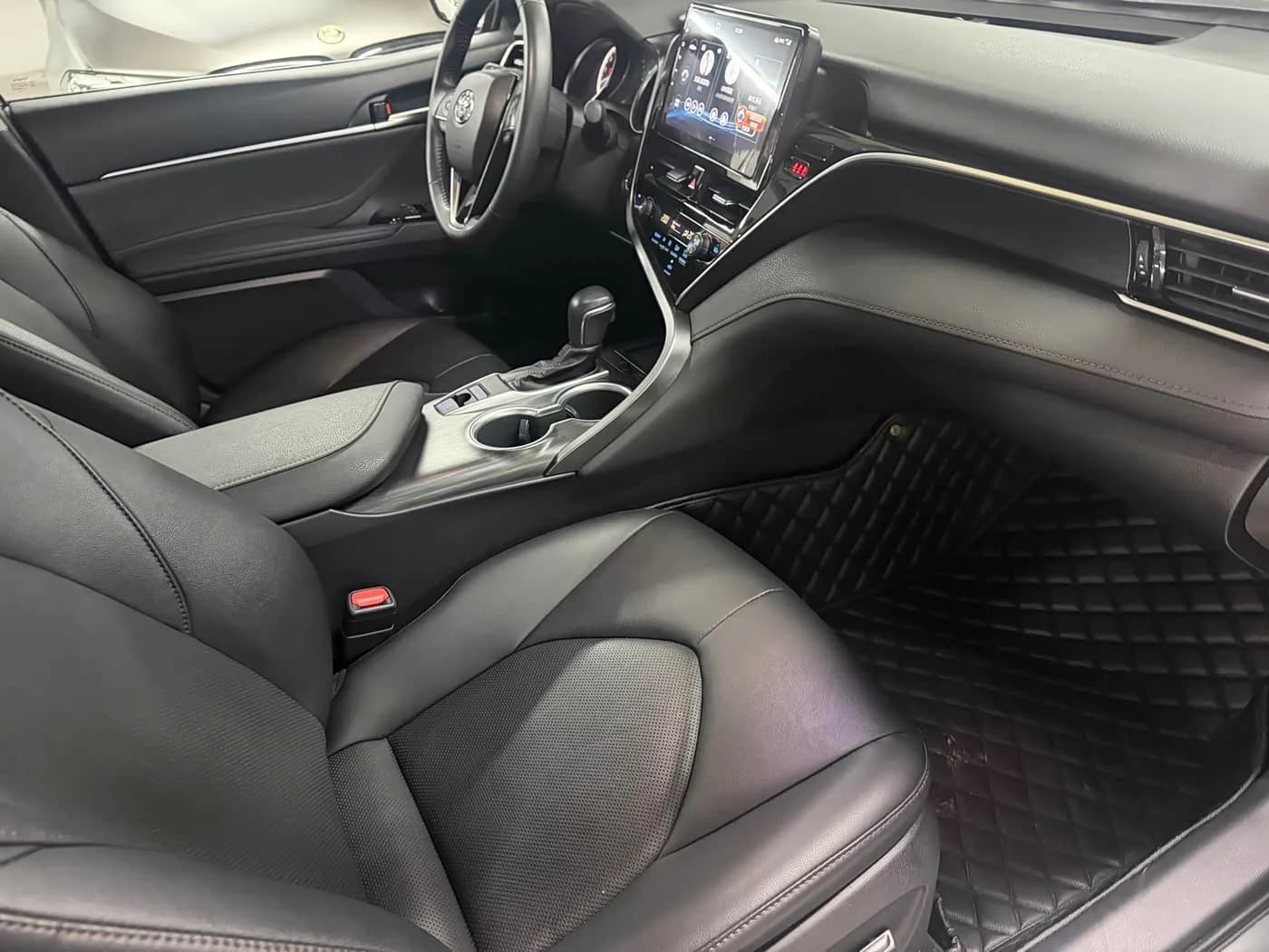 Toyota 2.0G Luxury Edition