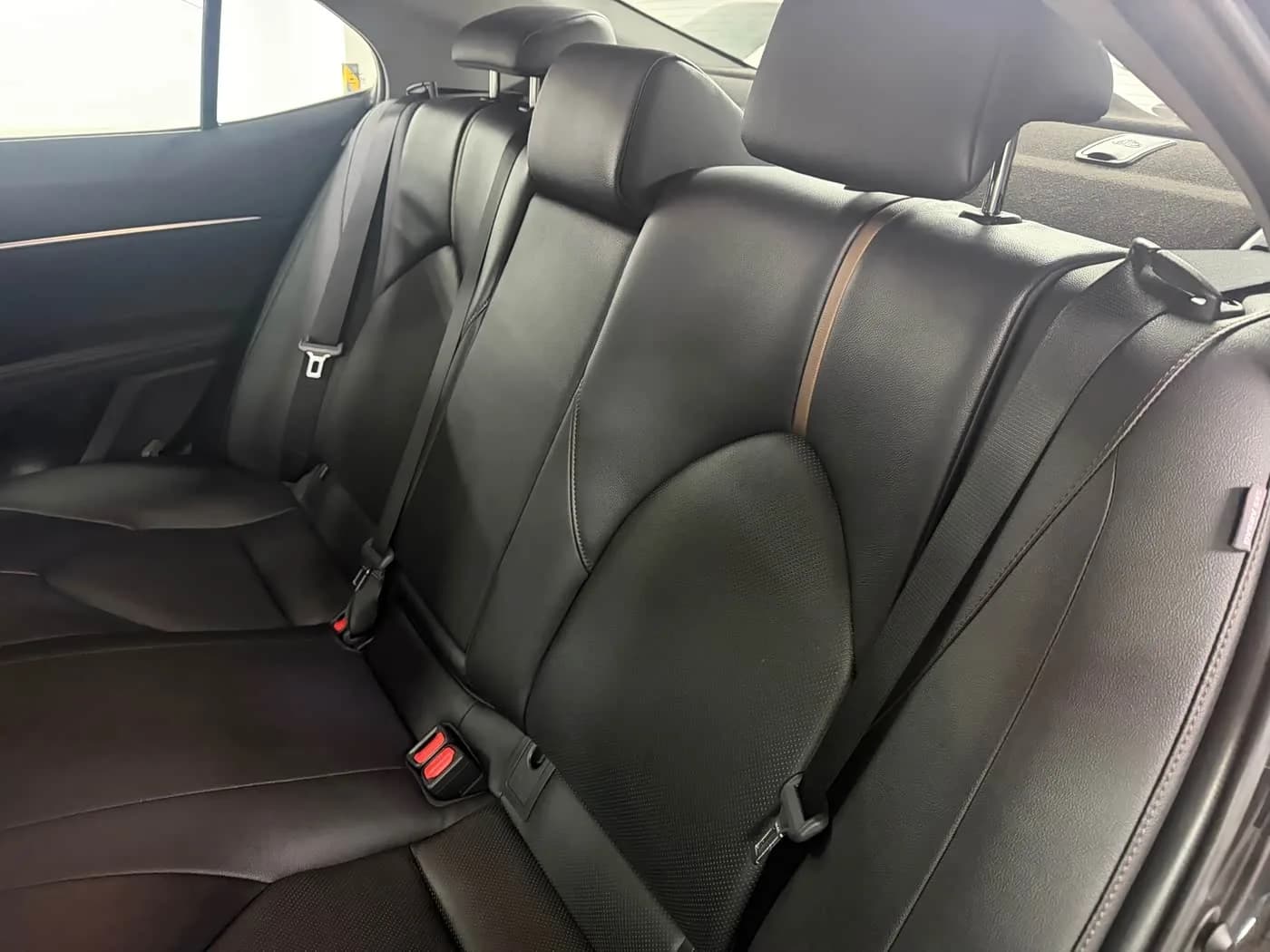 Toyota 2.0G Luxury Edition