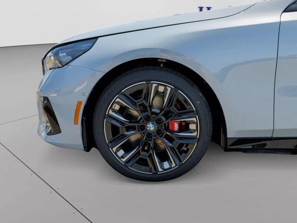 BMW I5