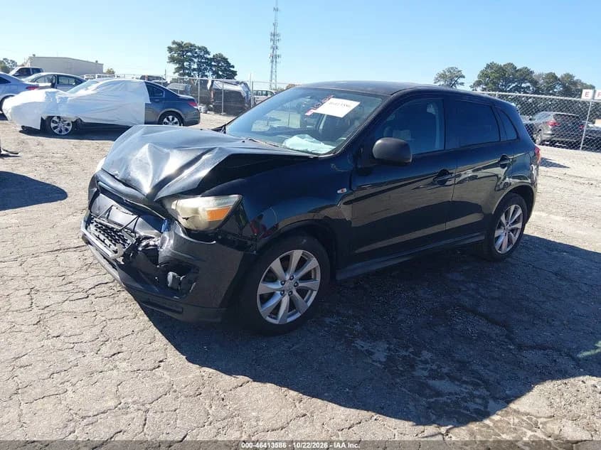 Mitsubishi Outlander Sport Es
