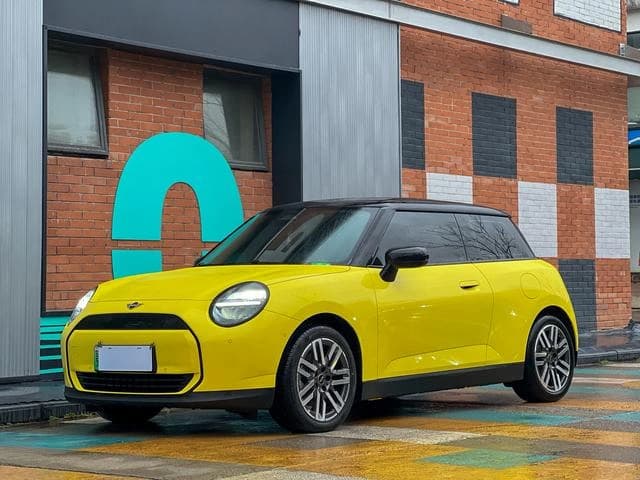 MINI COOPER E Classic