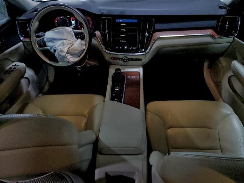 Volvo S60, B5 Momentum