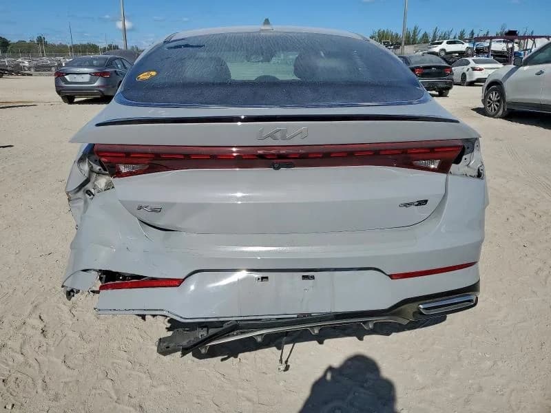 KIA K5, Gt Line