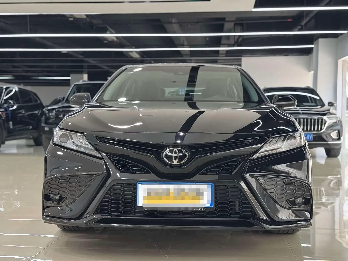 Toyota 2.5G Luxury Edition