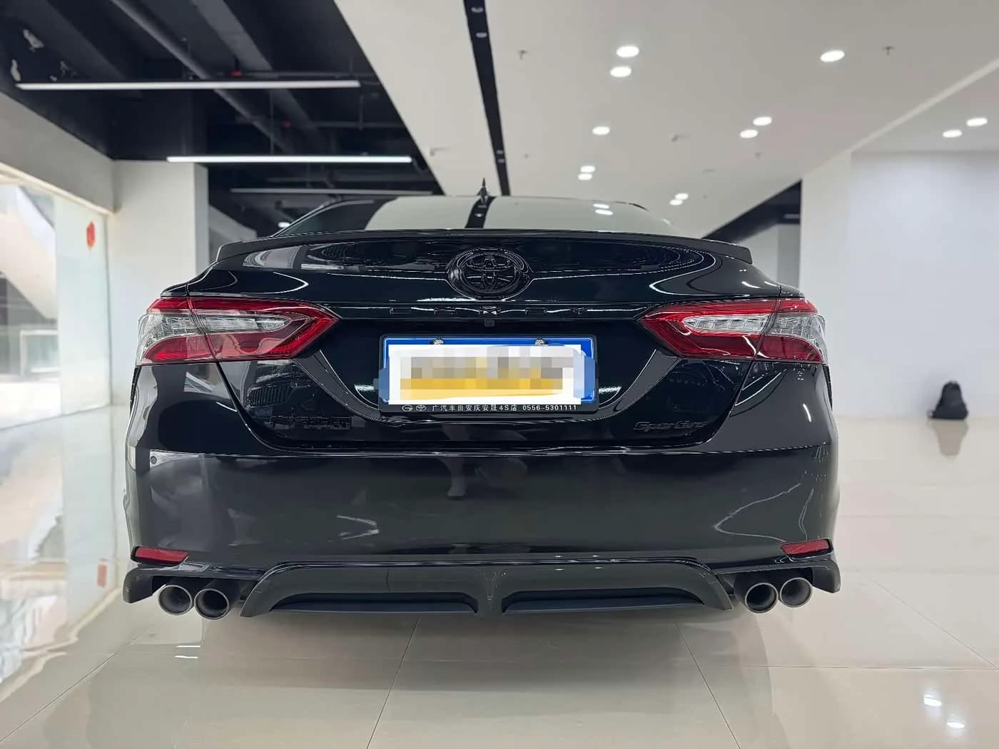Toyota 2.5G Luxury Edition