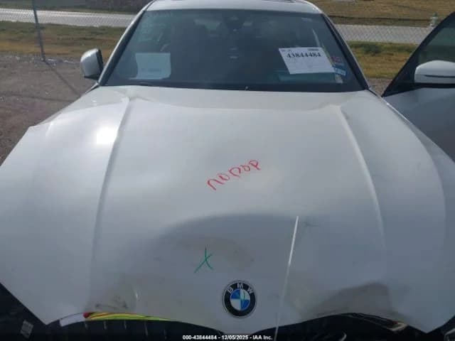 BMW 330I