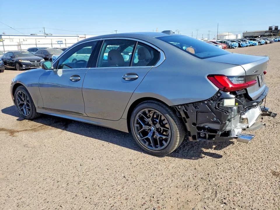 BMW 330XI