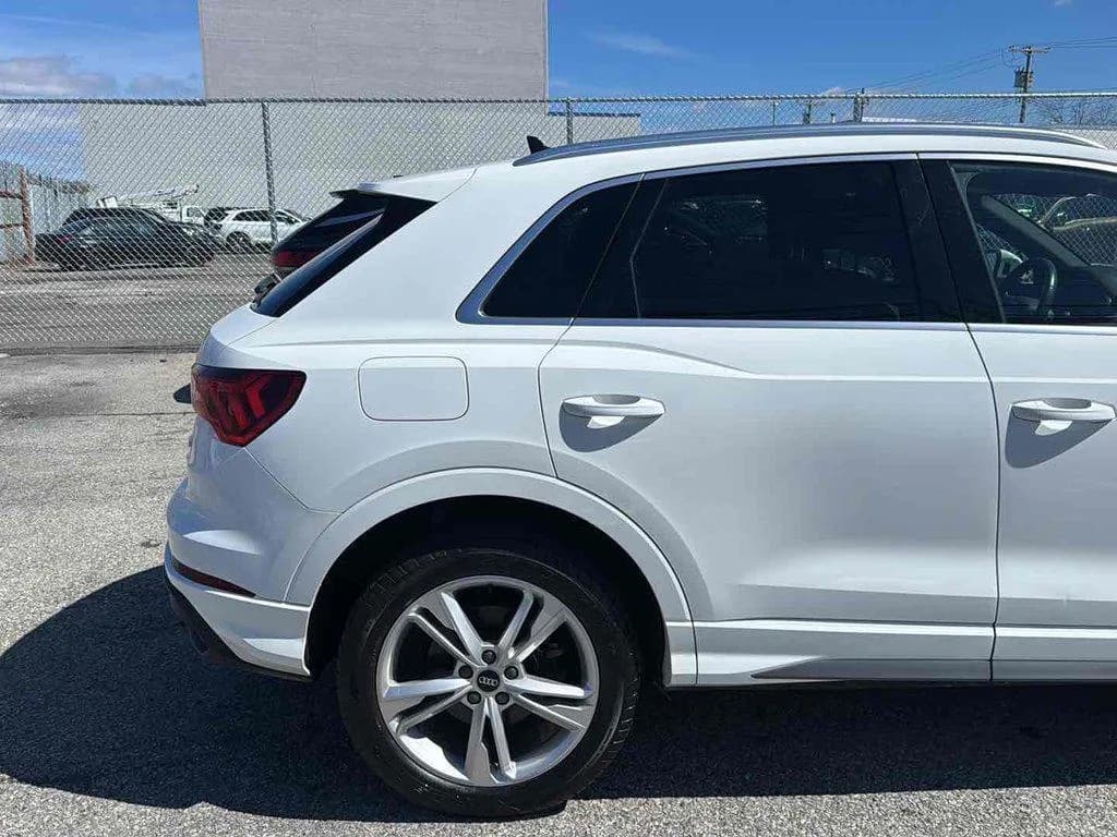 Audi Q3 Premium 45 TFSI S line quattro Tiptronic