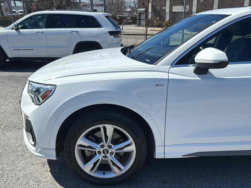 Audi Q3 Premium 45 TFSI S line quattro Tiptronic