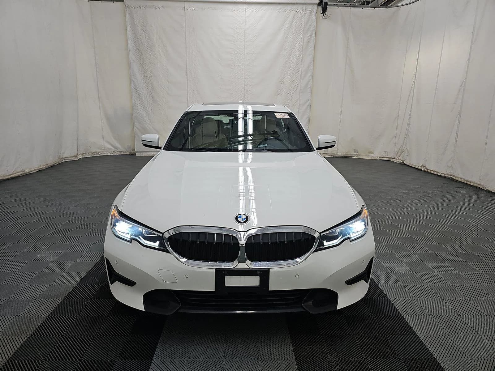 BMW 3 Series 330i xDrive