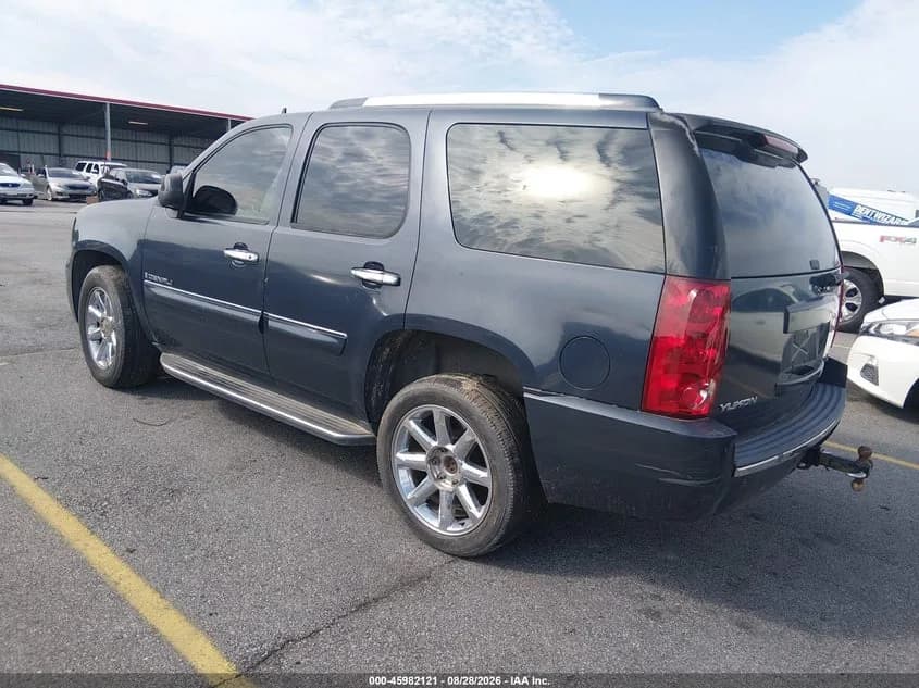 GMC Yukon Denali