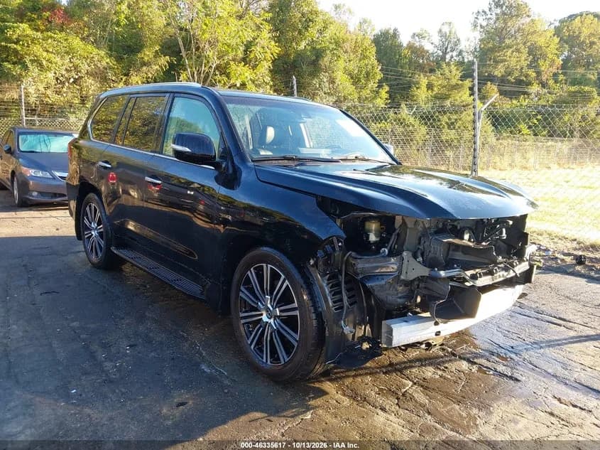 Lexus LX 570 Three-Row