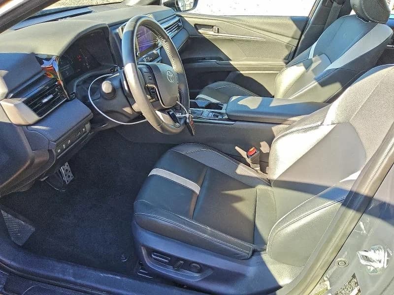 TOYOTA CAMRY XSE