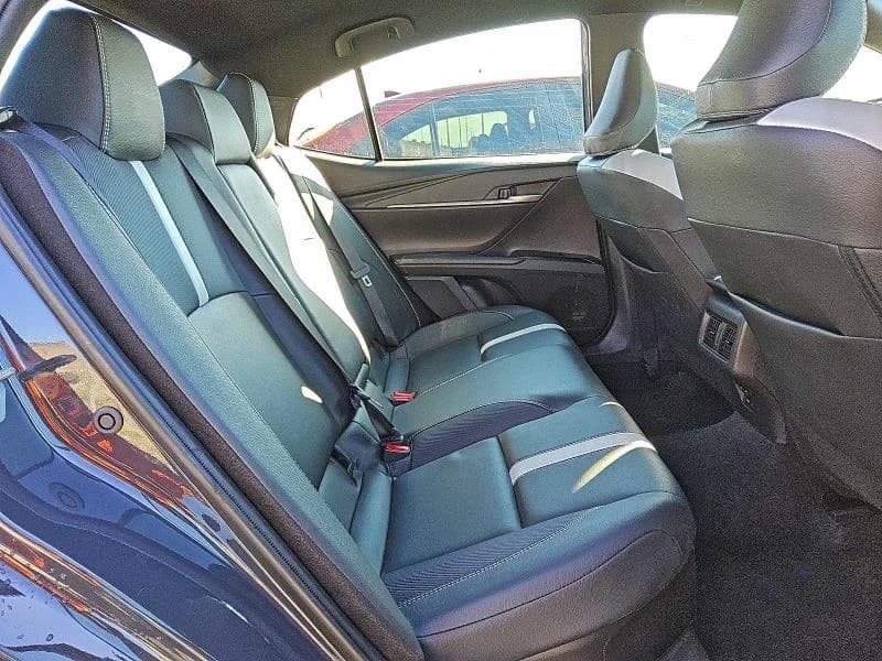 TOYOTA CAMRY XSE