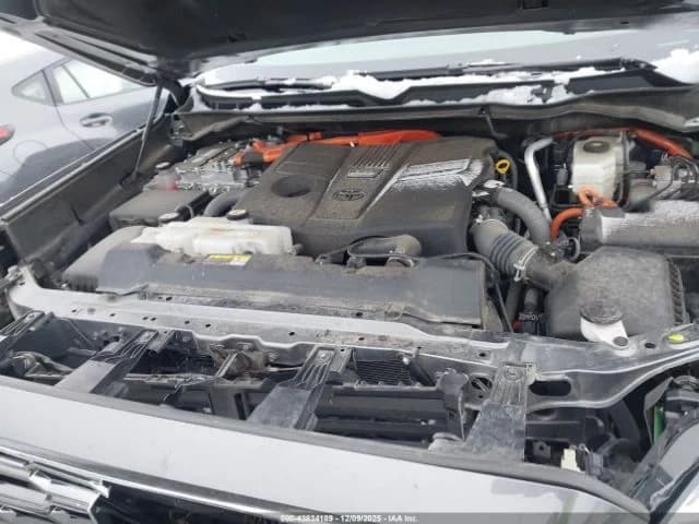 TOYOTA SEQUOIA PLATINUM