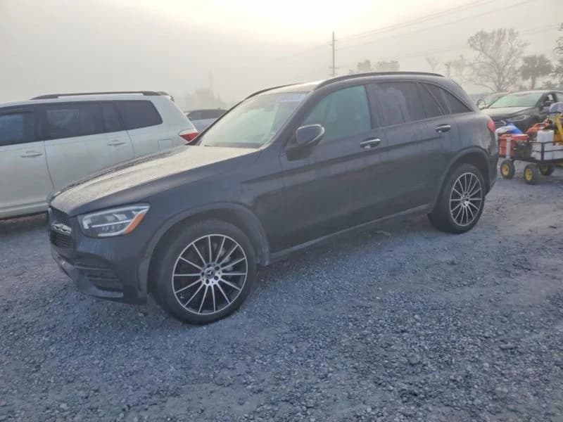 MERCEDES-BENZ GLC 300