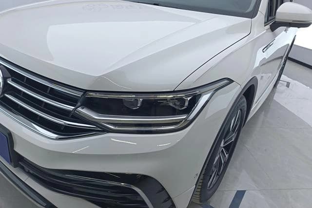 Volkswagen TiguanL 2022 330TSI R-Line