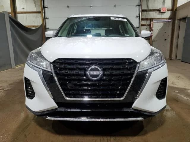 Nissan Kicks, SV