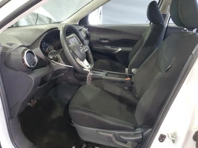 Nissan Kicks, SV