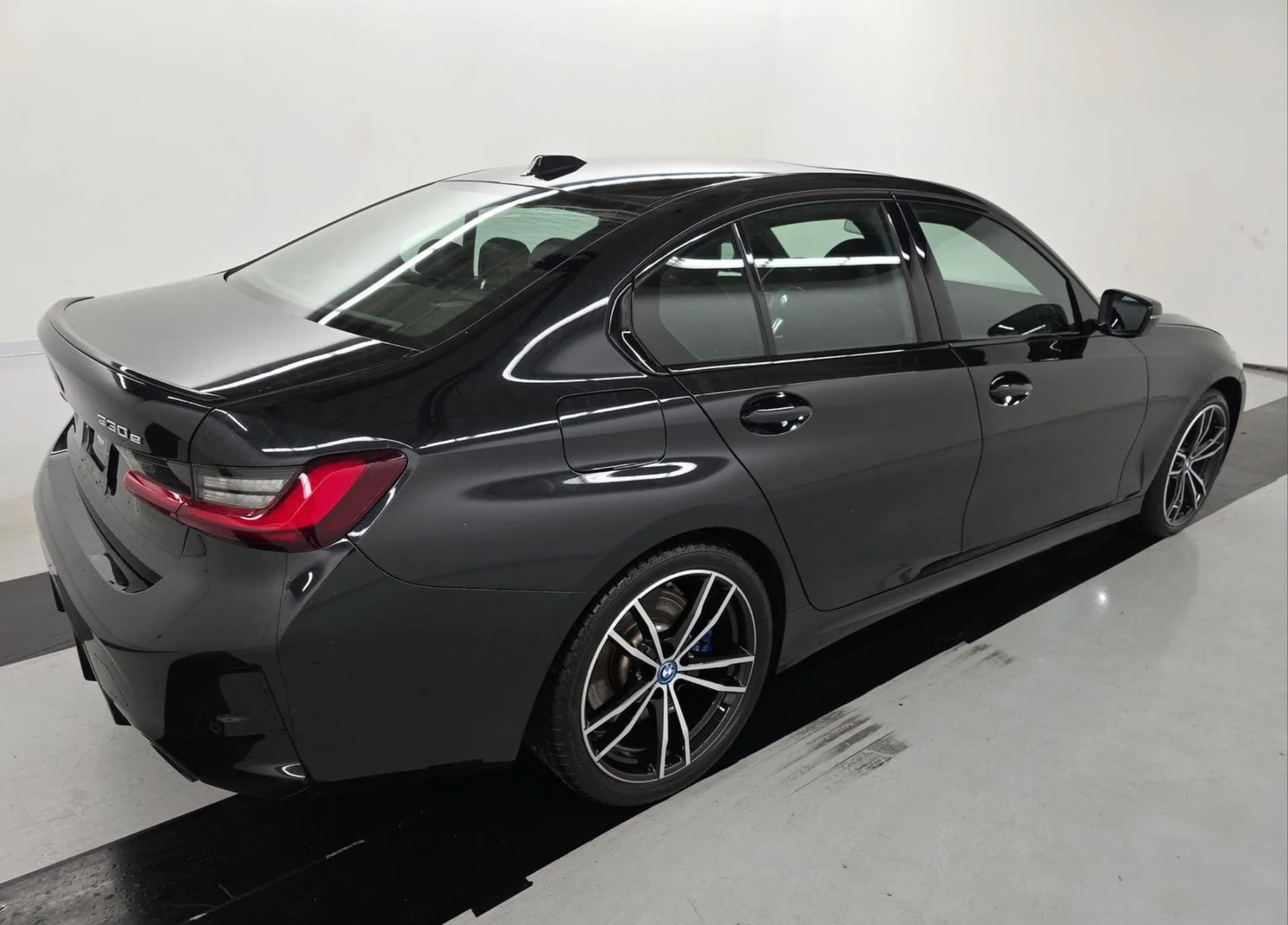 BMW 3 - 330E XDRIVE MSPORT
