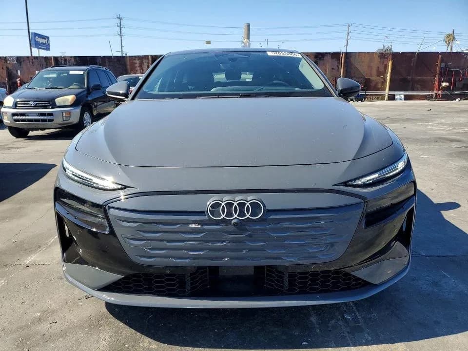 AUDI A6 E-tron Premium Plus 55