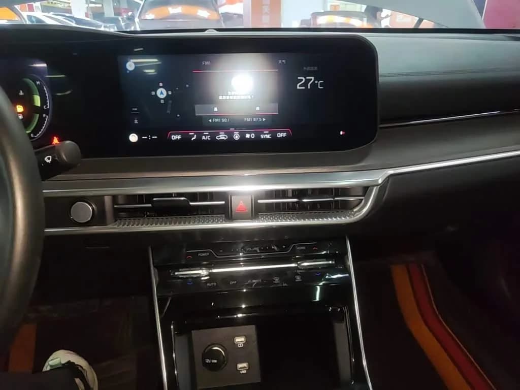 Kia K5 270T CVVD Luxury Edition
