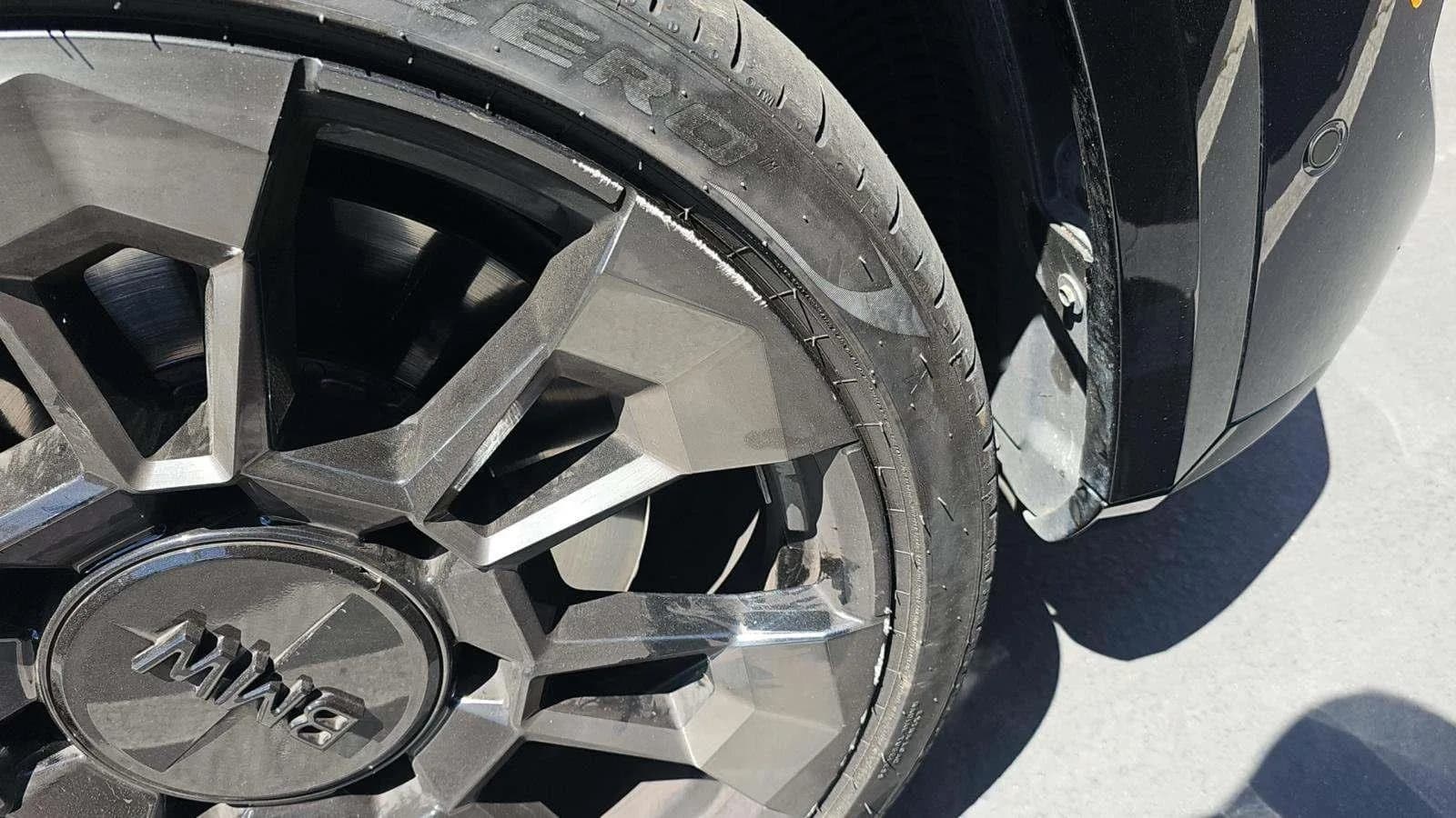 BMW XM Base