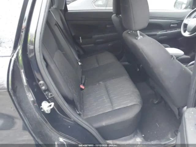 MITSUBISHI OUTLANDER SPORT