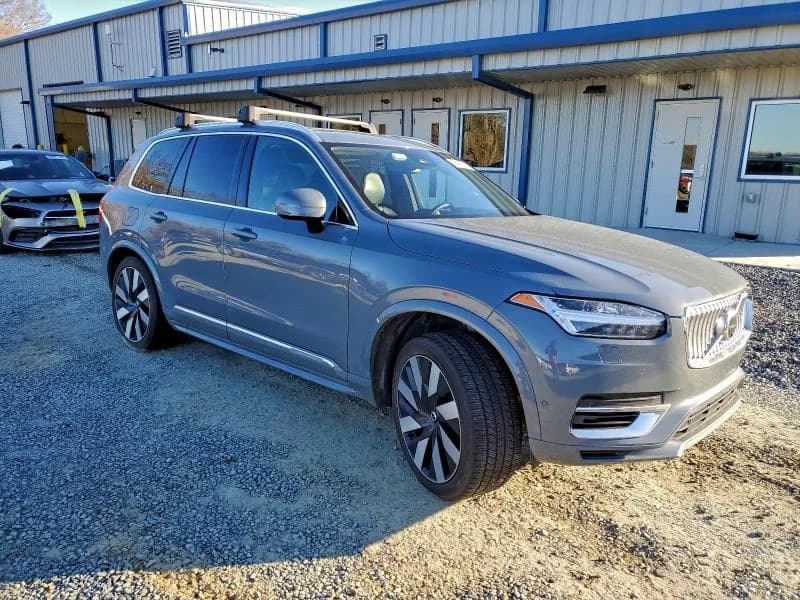 Volvo XC90, Ultimate